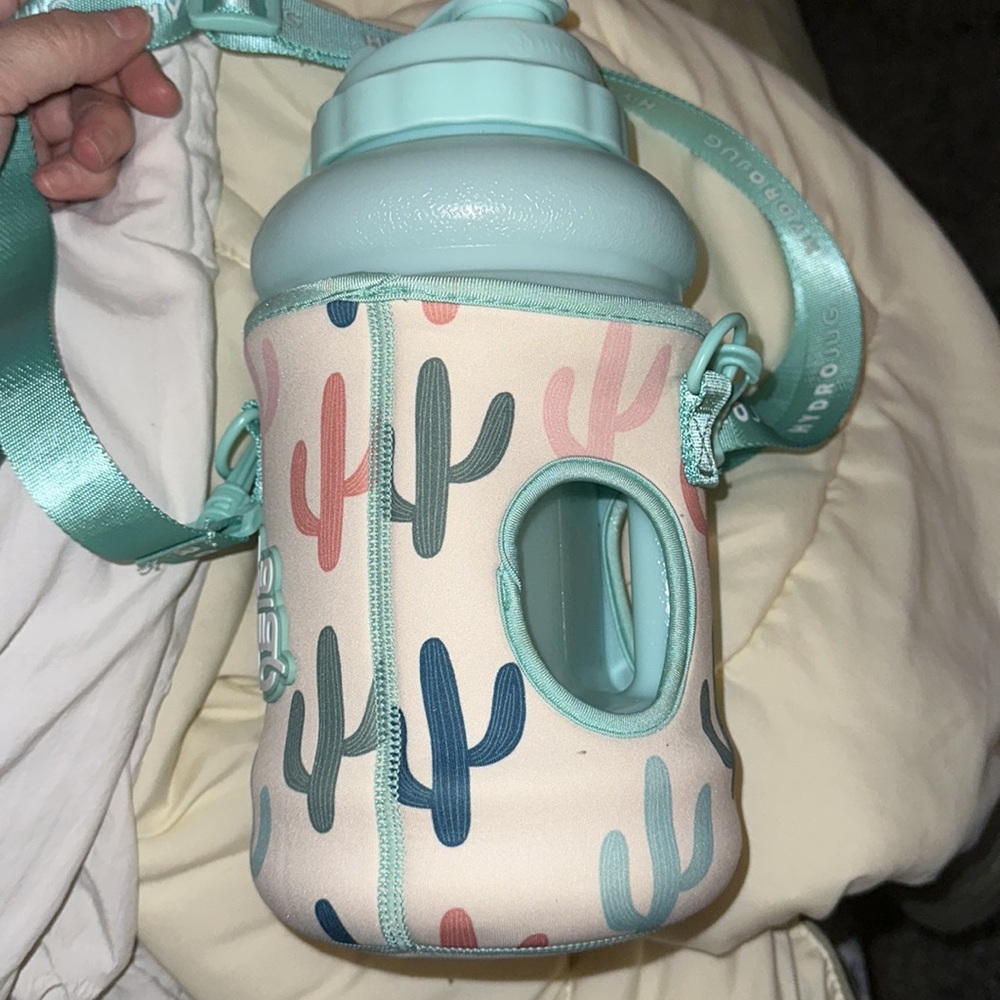 Hydrojug - Picture 3 of 5